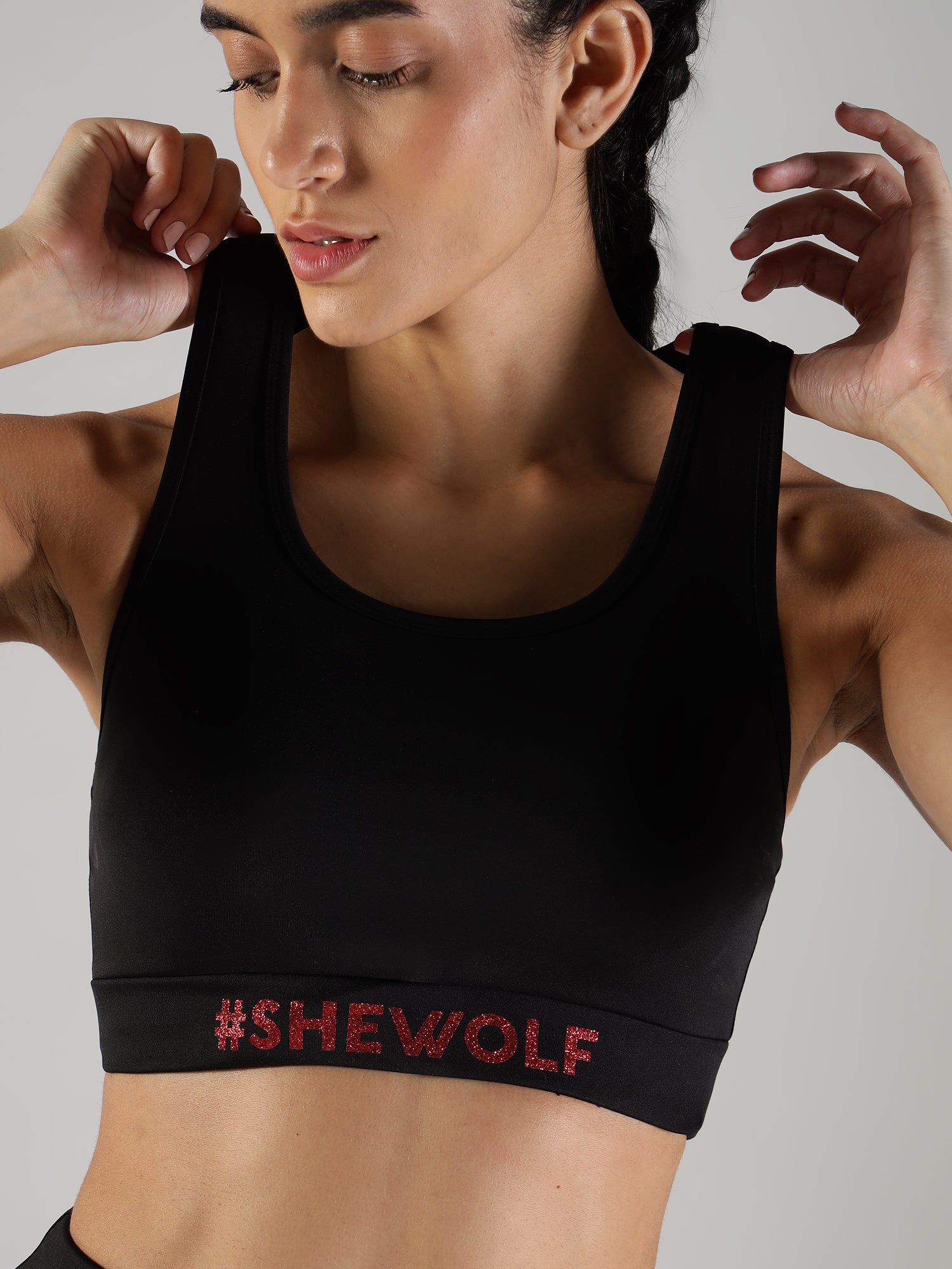 Shewolf Sports Bra - Black